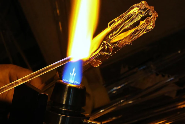 files/glass-artists-img.png