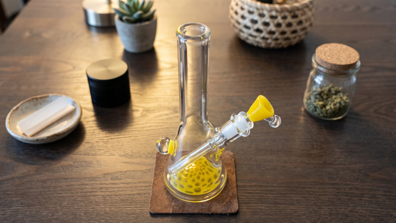 Product Highlight: 10mm Clear Mini Bong Yellow Honeycomb by Aaron U Glass