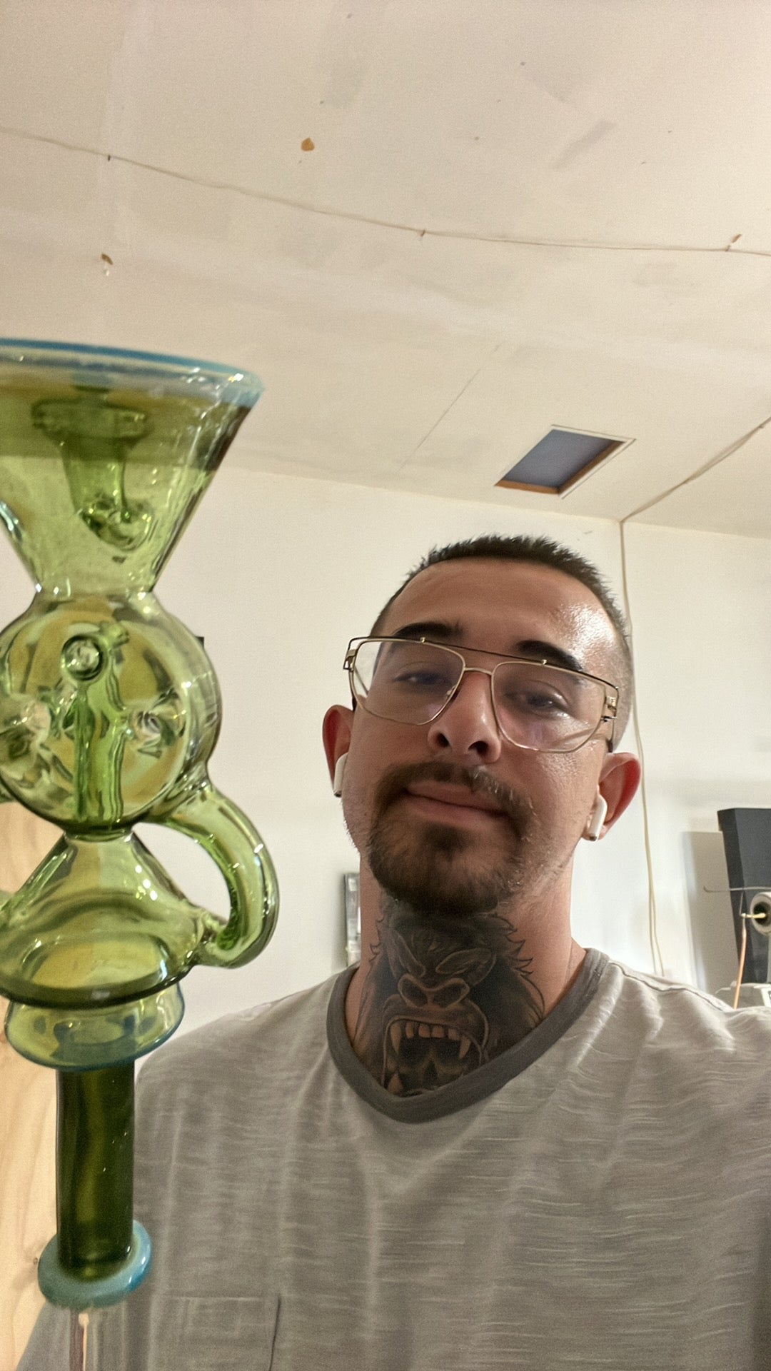 gid://shopify/MediaImage/38542753857844