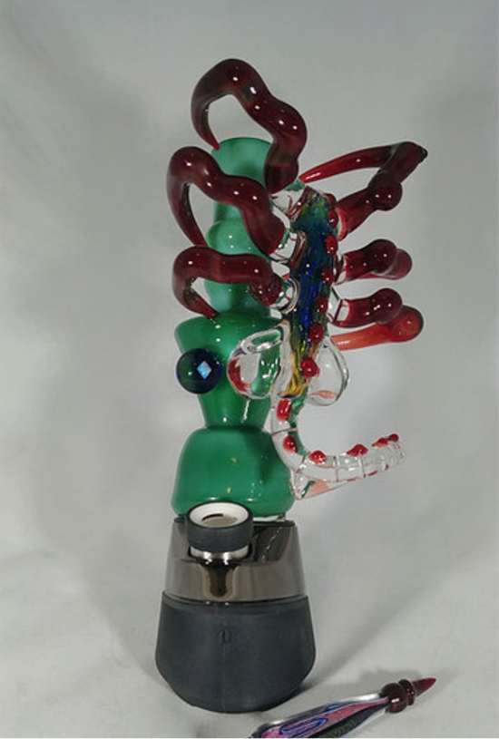 Alien Face Hugger Puffco Attachment with LED