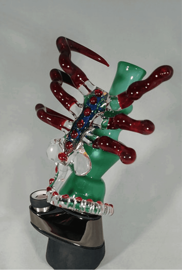 Alien Face Hugger Puffco Attachment with LED - GiggleGlass