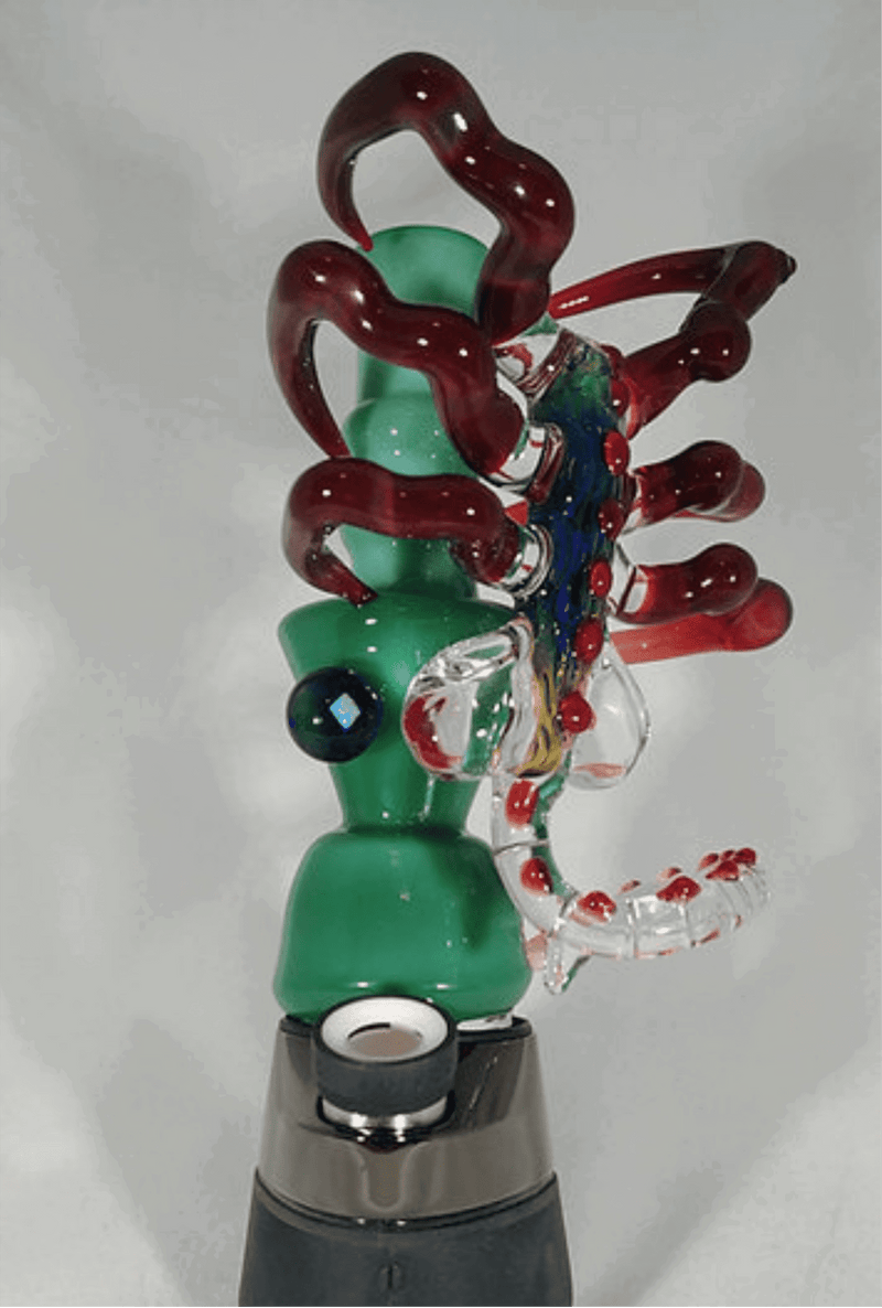 Alien Face Hugger Puffco Attachment with LED - GiggleGlass