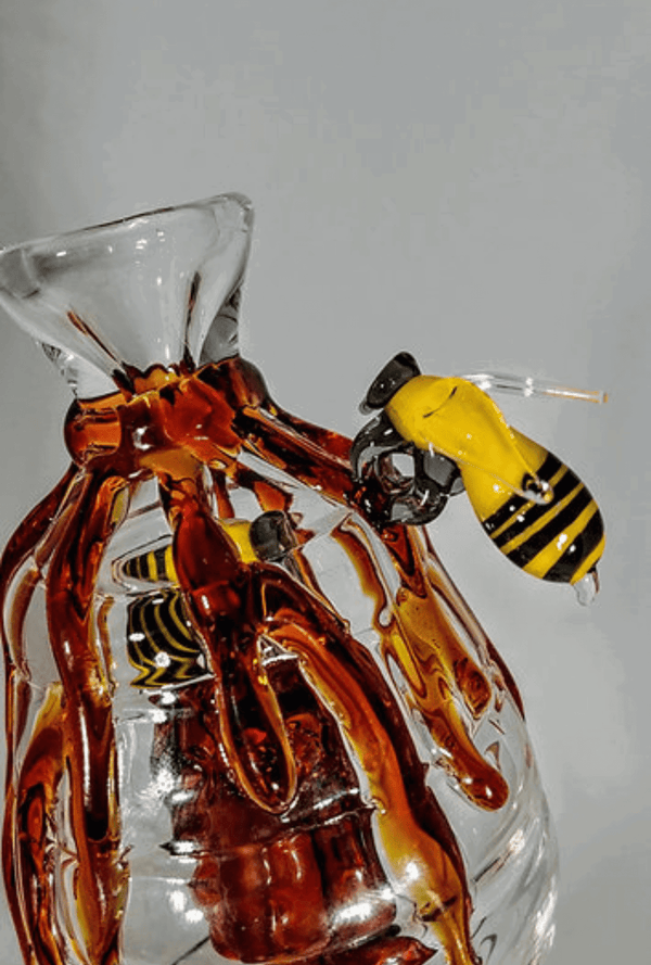 Beehive Drip With Beez Puffco Attachment with LED - GiggleGlass