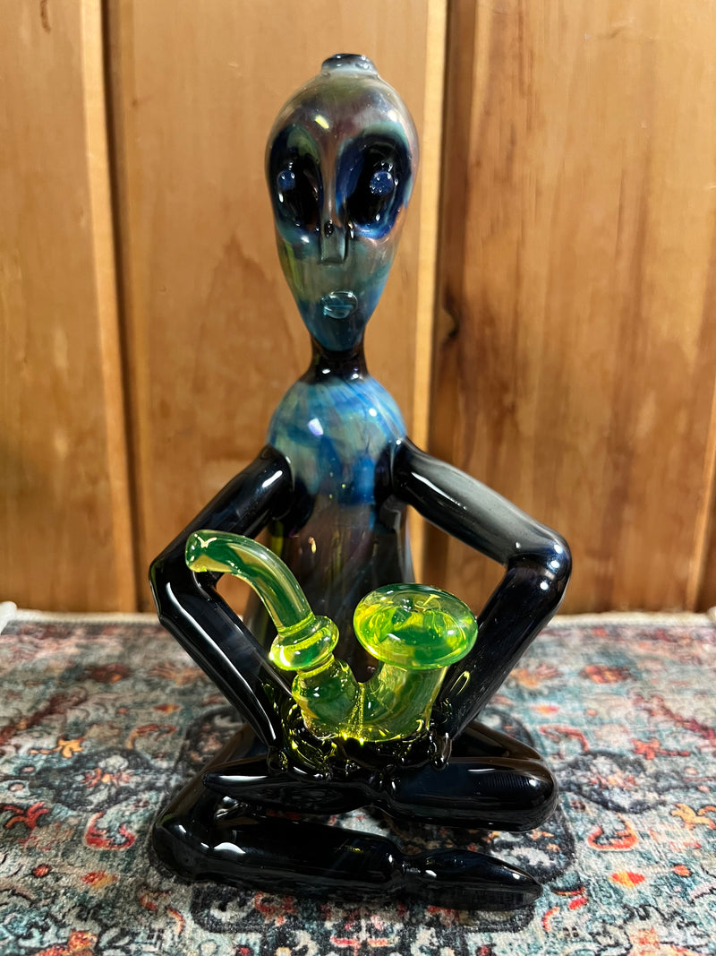 Hand Sculpted Alien Glass Rig With Two Hole Perc