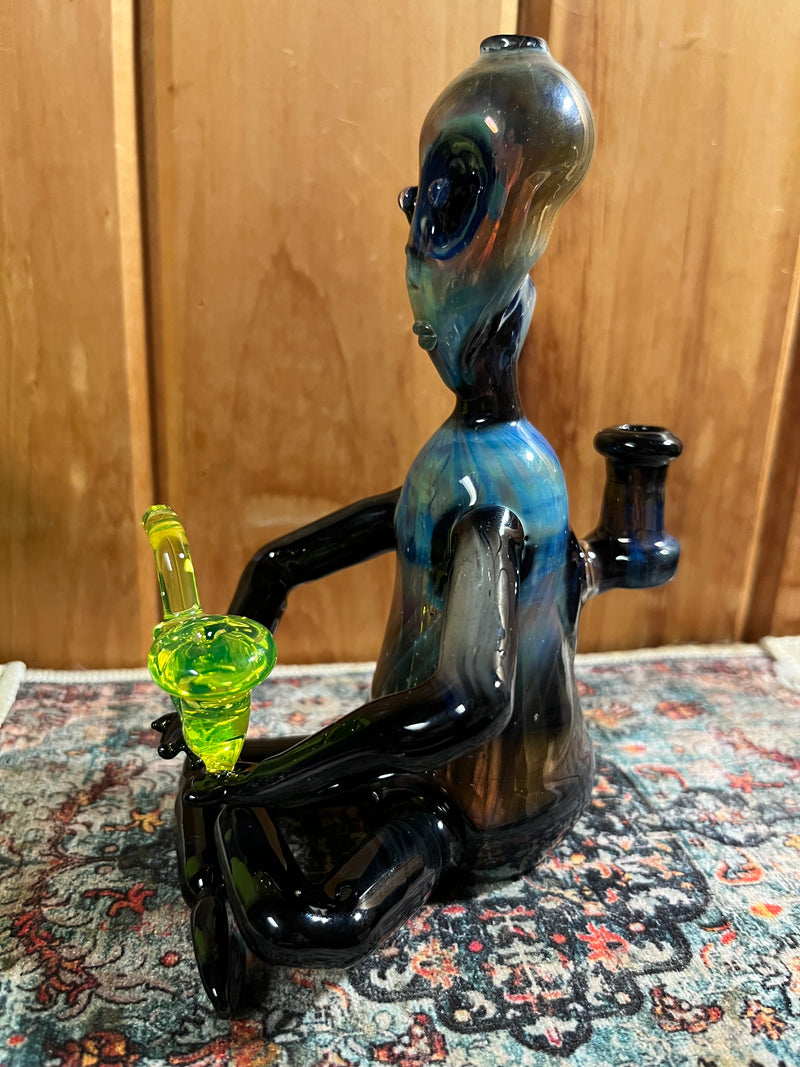 Hand Sculpted Alien Glass Rig With Two Hole Perc