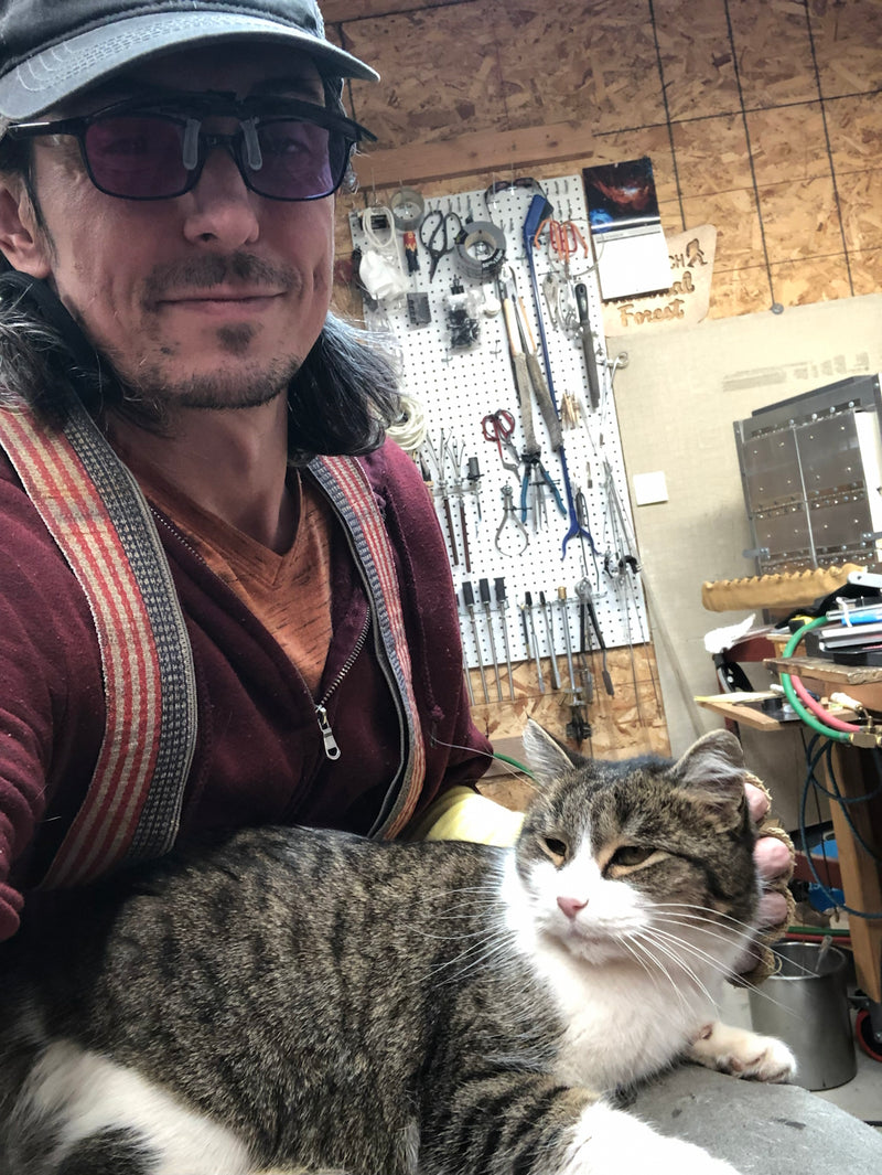 gid://shopify/MediaImage/38597039259956