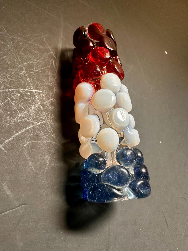 Red White and Blue-stardust One-Hitter Chillum