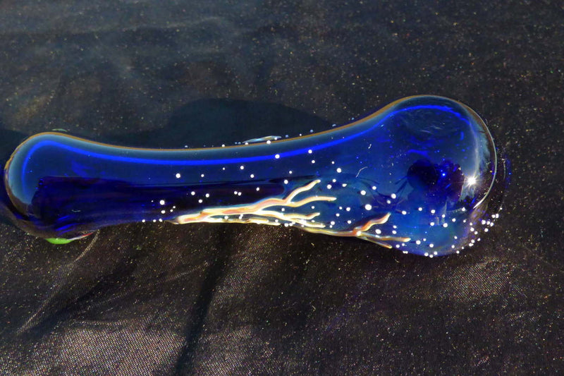 Sculpted Tree Nightime Scene Handpipe