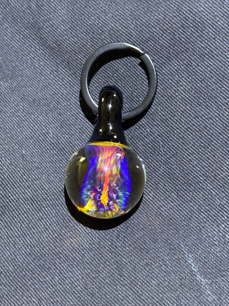 files/SilverFumeHoneycombPendantKeychain2.jpg