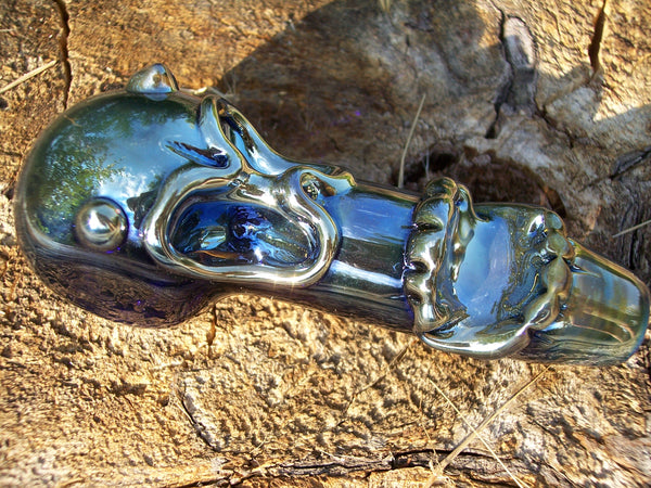Skull face pipe
