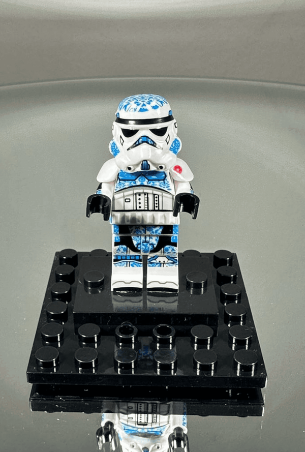 Storm _Trooper Blu - GiggleGlass
