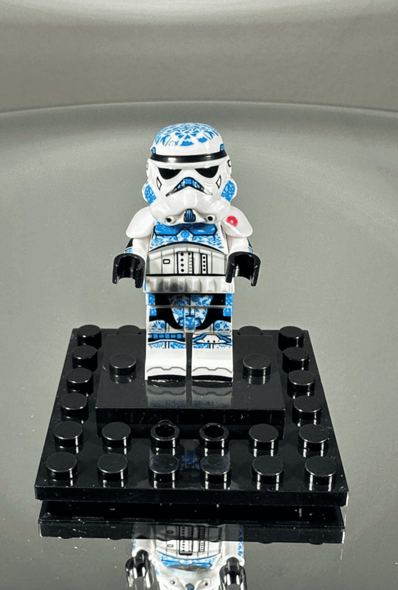 Storm _Trooper Blu - GiggleGlass