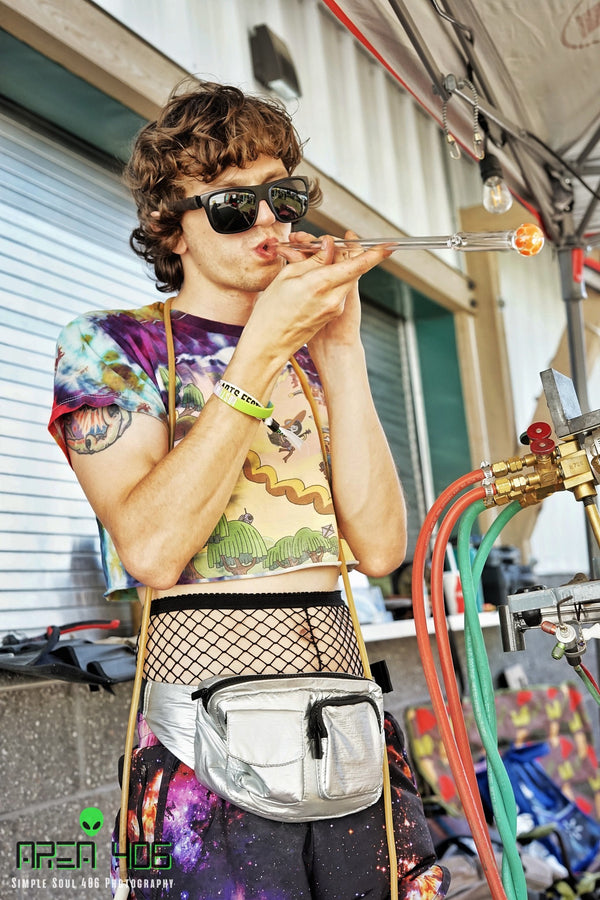 gid://shopify/MediaImage/38071772676404